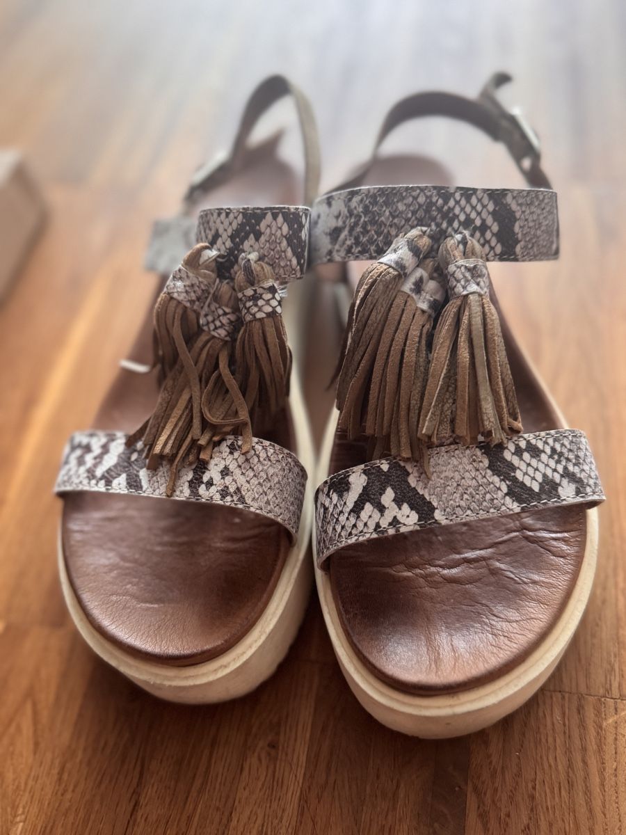 Scarpe da donna: Platform sandals INUOVO – Usato da Zürich venduto da Tanja_G88 2