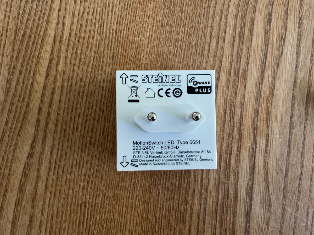 Steinel Interruttori: STEINEL MotionSwitch LED Type 6651 Z-Wave Plus – Usato da Obergerlafingen venduto da CDMul 1