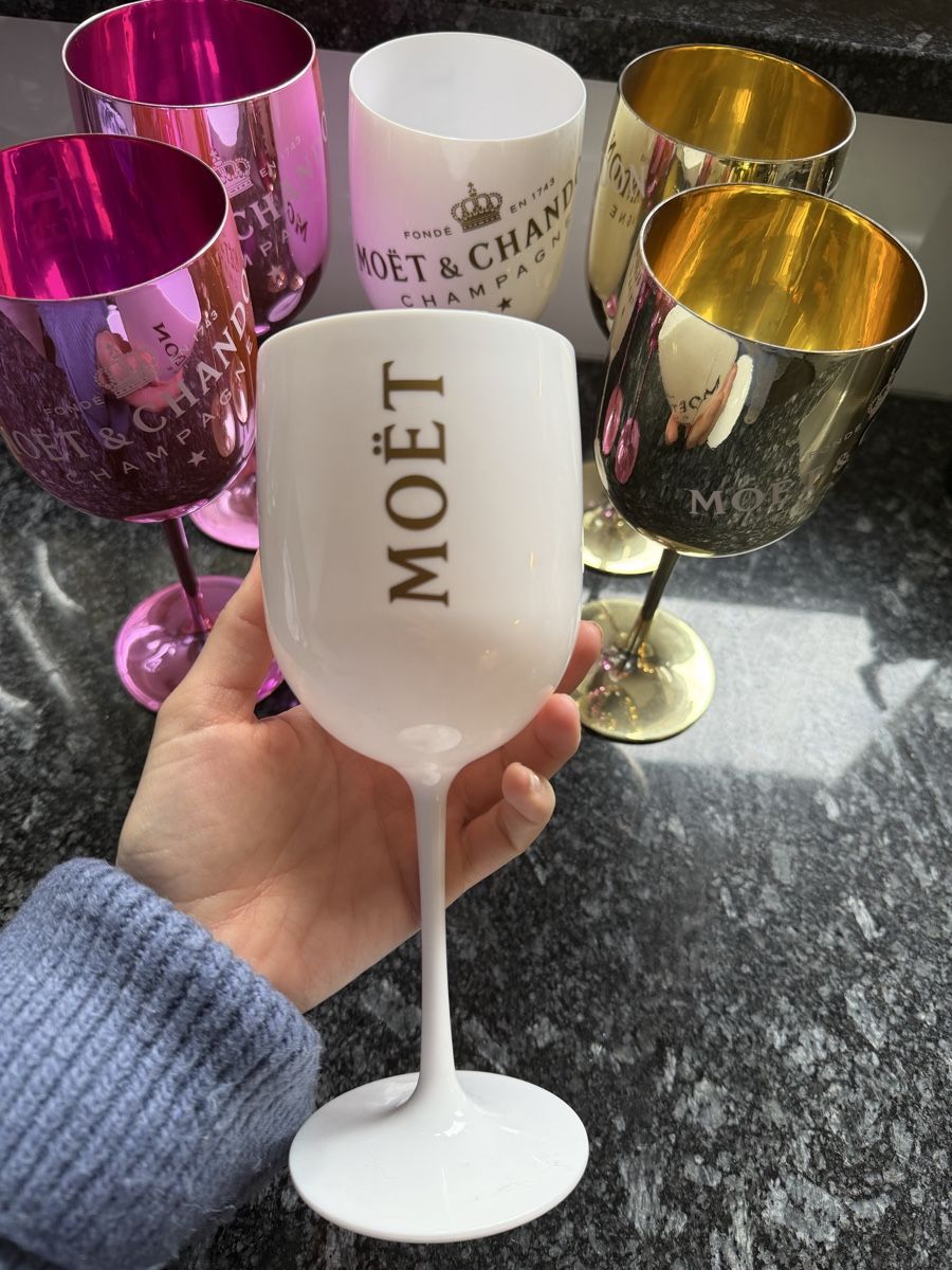 Bicchieri: Moët & Chandon Champagner Becher Set 6 Stück – Usato da Bassersdorf venduto da Sandy456 2