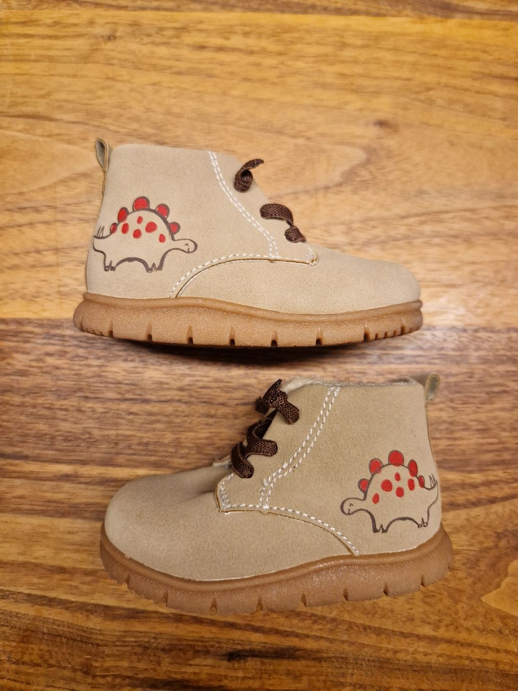 Scarpe per ragazzi: Herbstschuhe mit Dino – Usato da Basel venduto da Alekto
