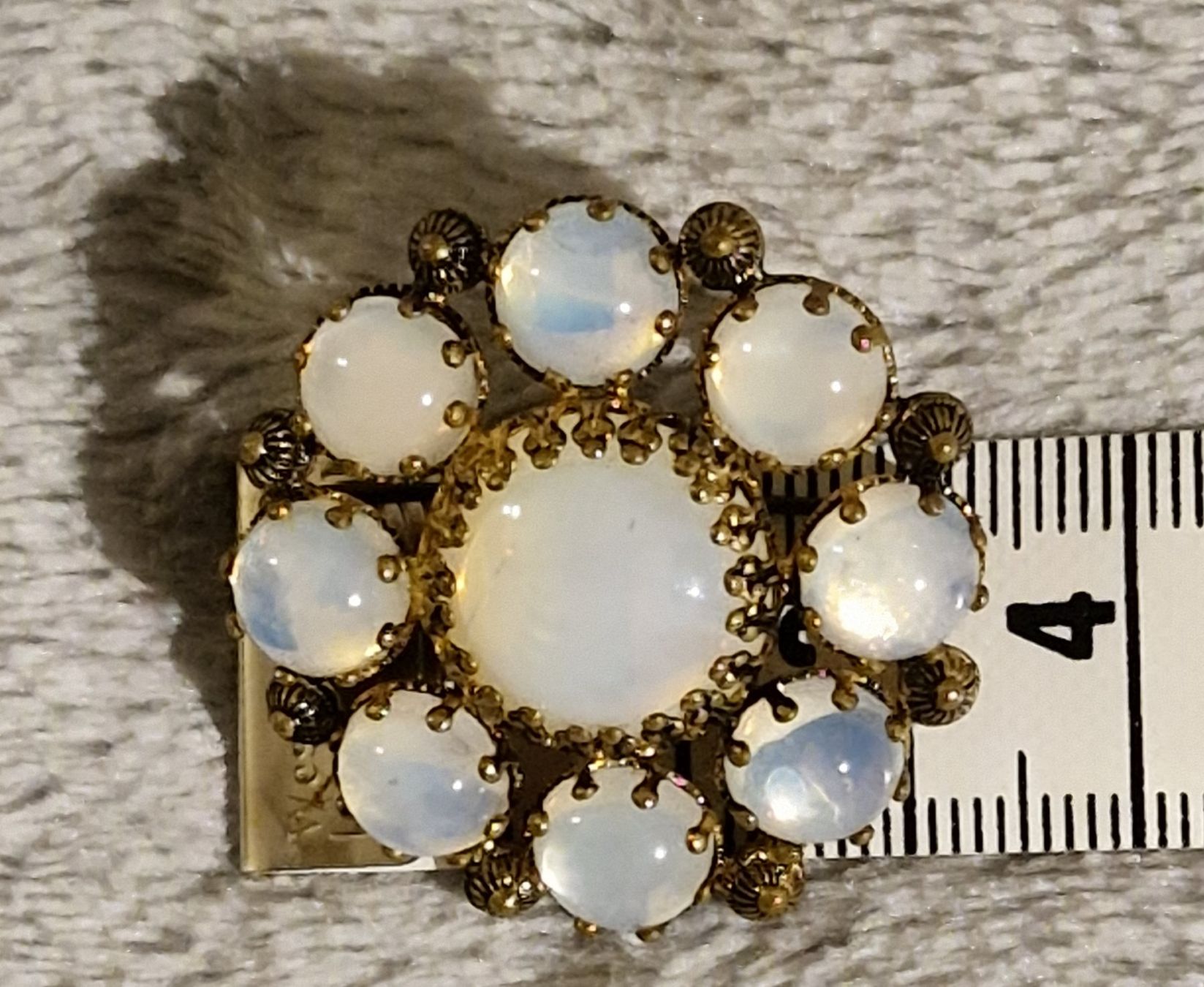 Broschen & Nadeln: Vintage Brosche Opalin-/ Opalit- Opalglas & Messingfassung – Gebraucht aus Zürich von silver-team 6