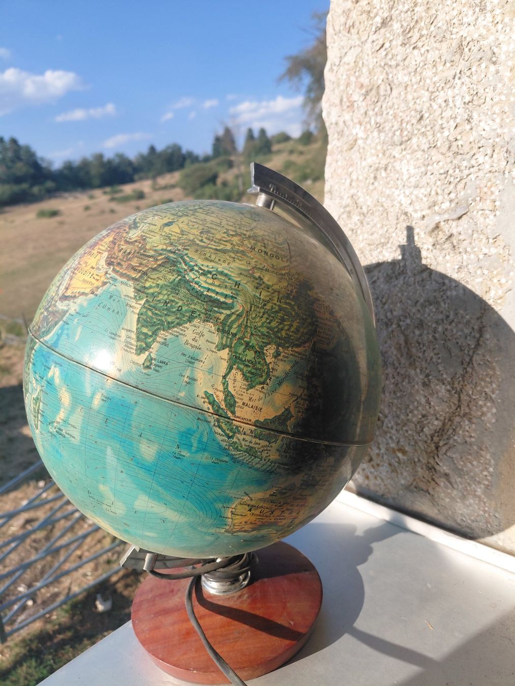 Sonstige Dekorationen & Accessoires: lampe map monde vintage – Gebraucht aus Biel/Bienne von myl_r8fx 2