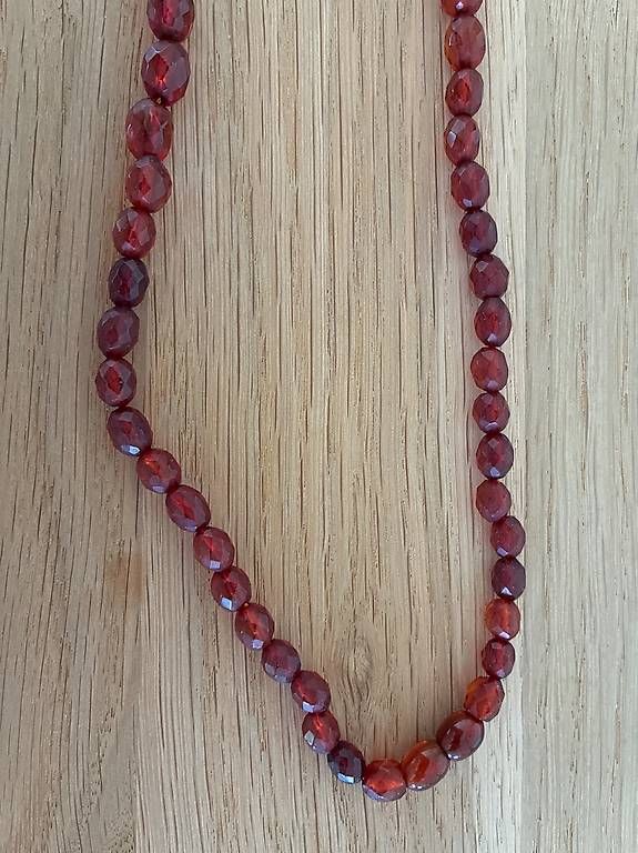 Catenine: Bernsteinhalskette – Usato da Amriswil venduto da MiCastel 2