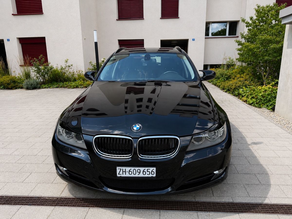 BMW Autos: Bmw 320i automat ab mfk – D'occasion à Brüttisellen par mai_6d6m 2