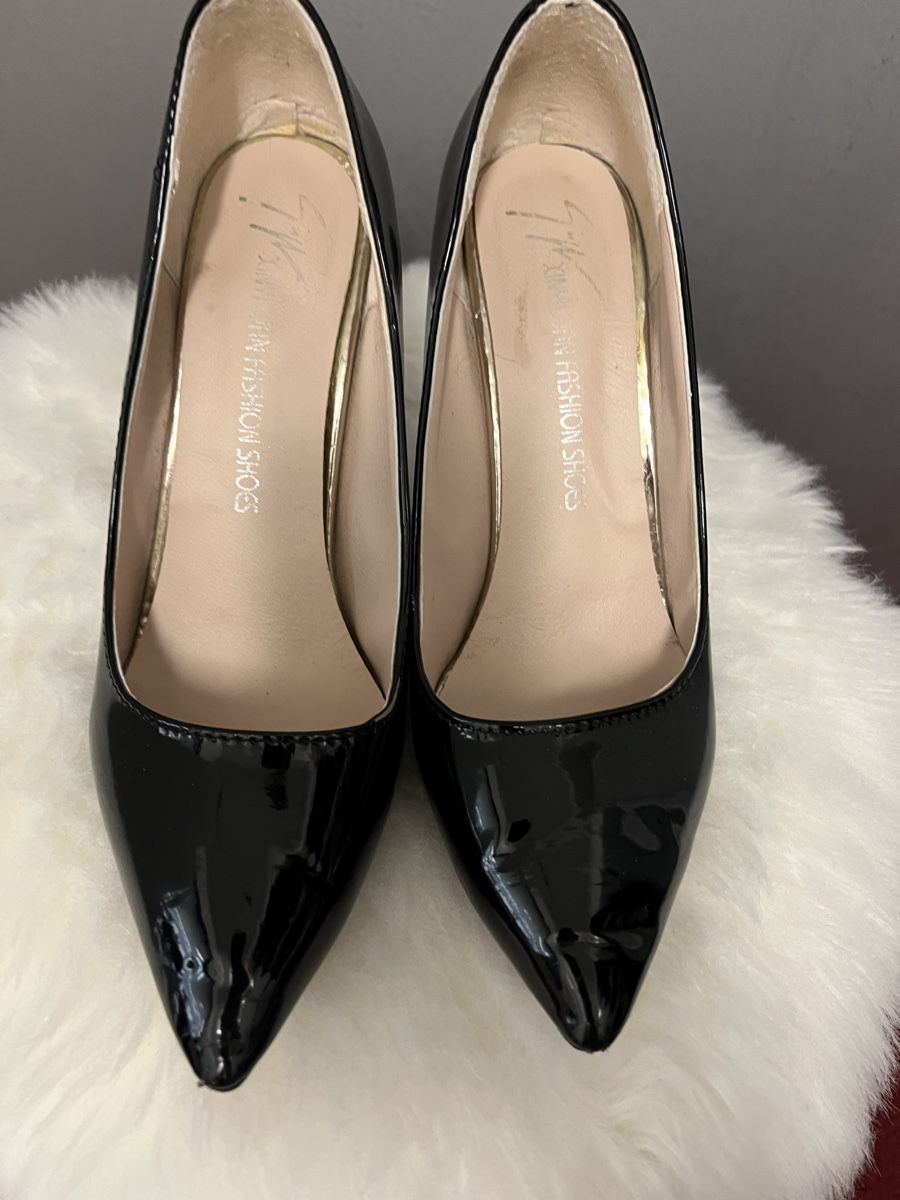 Scarpe da donna: Elegante schwarze Lackleder-Pumps, Grösse 38 – Usato da Dübendorf venduto da Kos12345 1