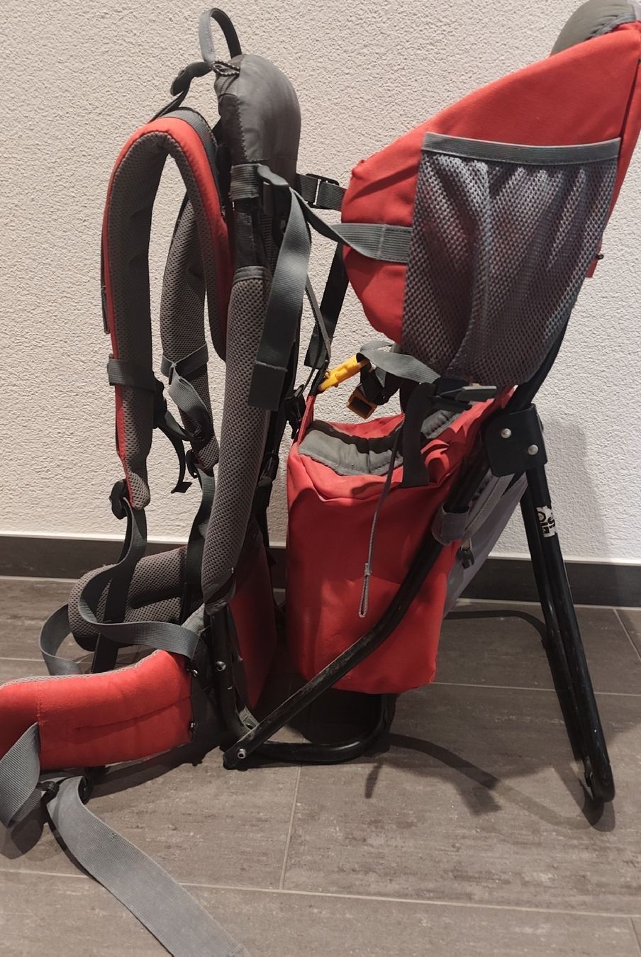 Deuter Marsupi portabebè: 2 Wanderkindertrage  – Usato da Niederbüren venduto da Stefanobavaro