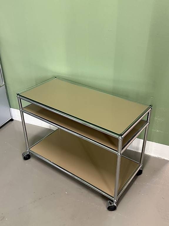 Tavoli: USM Haller couchtisch beige – Usato da Glattbrugg venduto da q-aderdesign 2