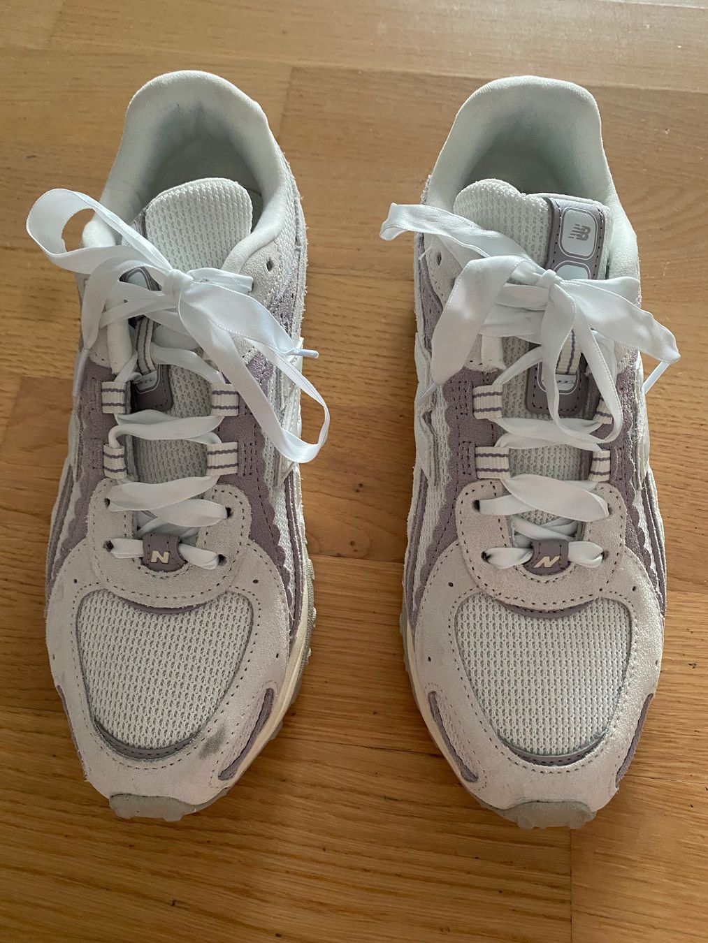 New Balance Scarpe da donna: New Balance Gr. 38 1/2 – Usato da Horw venduto da jea_jp26 1