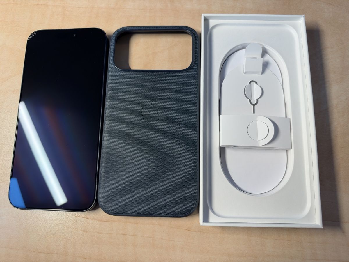 Apple Telefoni cellulari / Smartphones: iPhone 17 Pro Max Deep Blue 512GB – Usato da Feusisberg venduto da cola-light 3