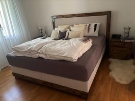 Hasena Boxspringbett mit massiv Holzrahmen inkl. Nachttisch