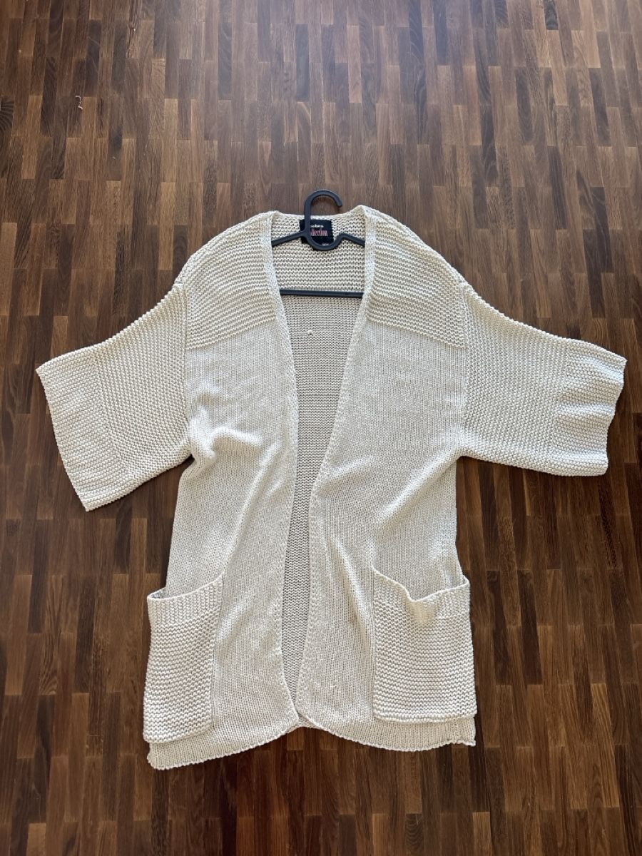 Giacche: Strickjacke zebra Collection beige Grösse M – Usato da Hinwil venduto da liviipivii