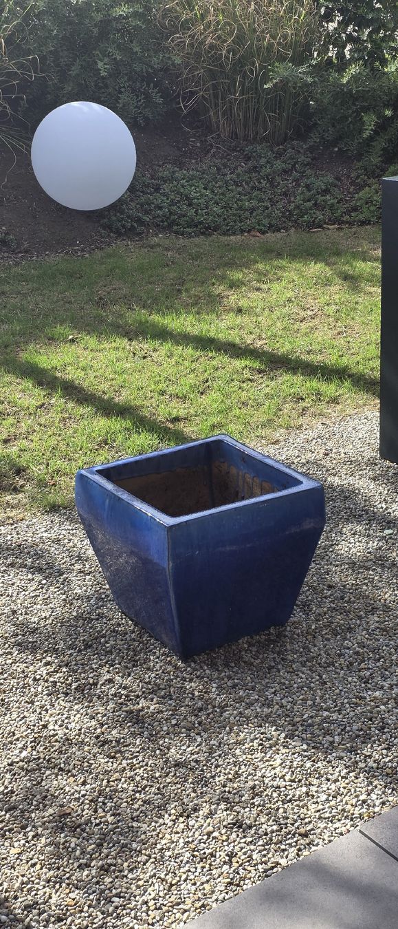 Pots de fleurs: Blauer Keramik Blumentopf  – D'occasion à Busswil TG par Boss77 2