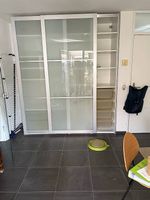Schwebetürenschrank Weiss Aluminium Milchglas 2 Türen