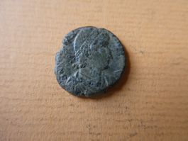 uralte Bronzemünze  20 mm     3.60 g