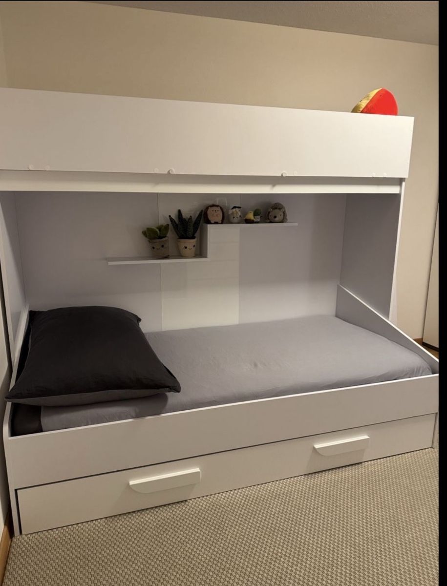 Mobile-home: Set di mobili da arredamento  – D'occasion à Jona par api_vd98 1