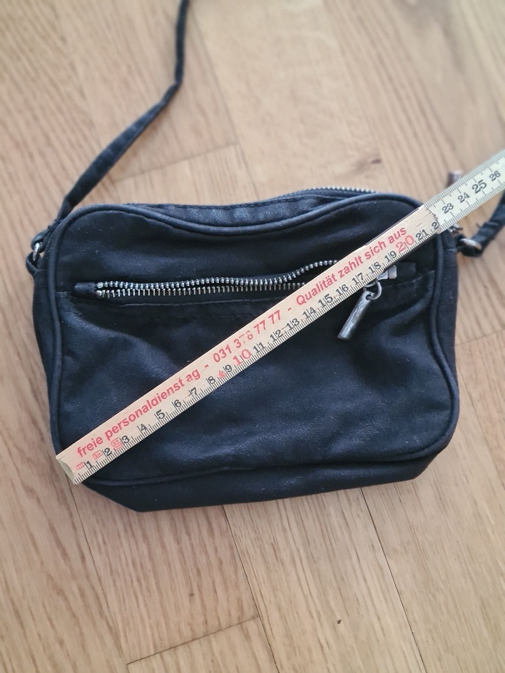 H&M Taschen für Damen: kleines H&M Täschchen schwarz – Gebraucht aus Münchenbuchsee von La_piccola 3