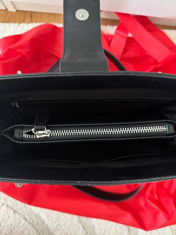 Sacs femmes: Valentino Schultertasche – D'occasion à Widnau par ali_t96f 1