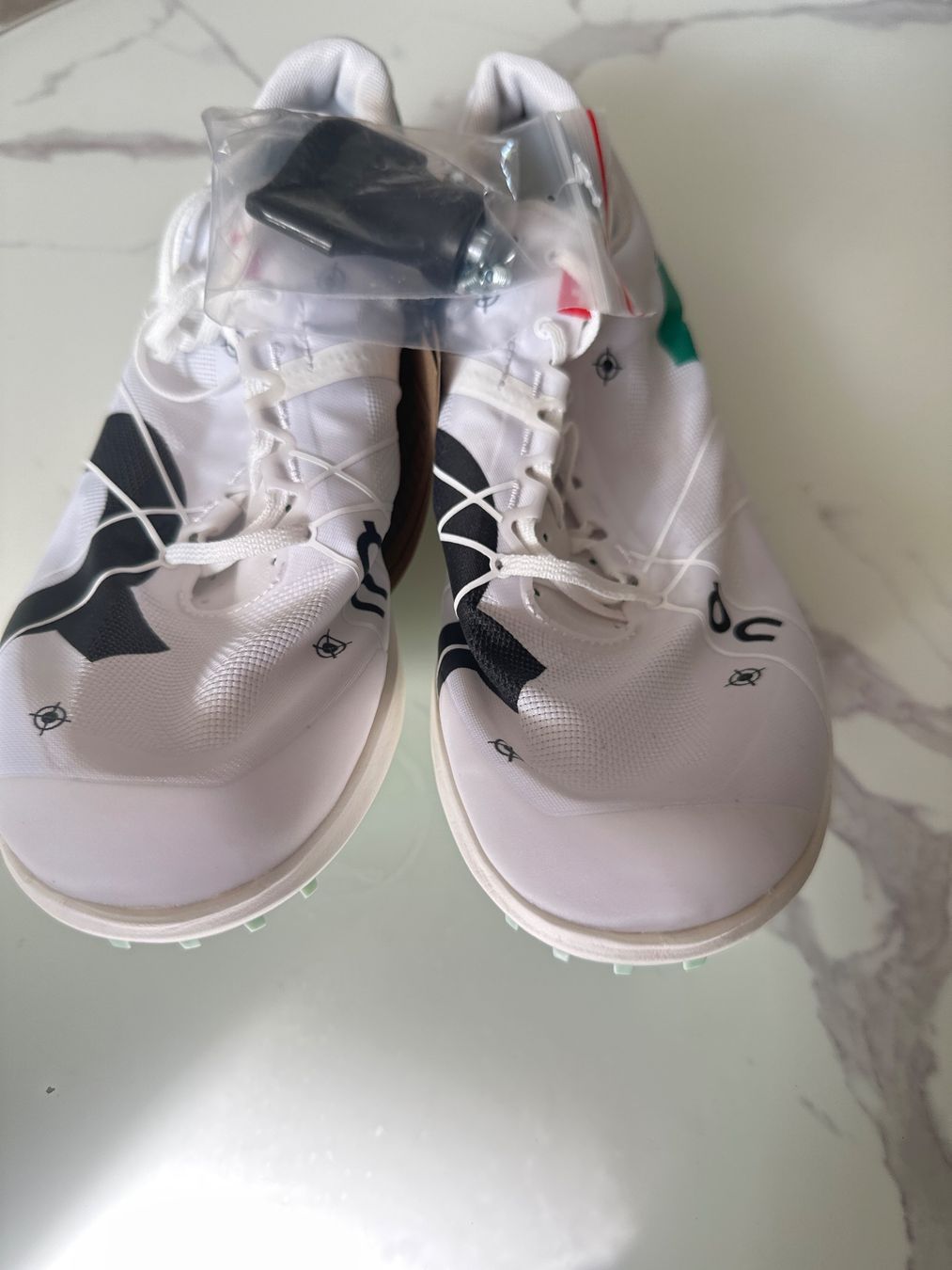 On Chaussures hommes: Rennschuh – Neuf (Voir description) à Bonstetten par off_w6v7