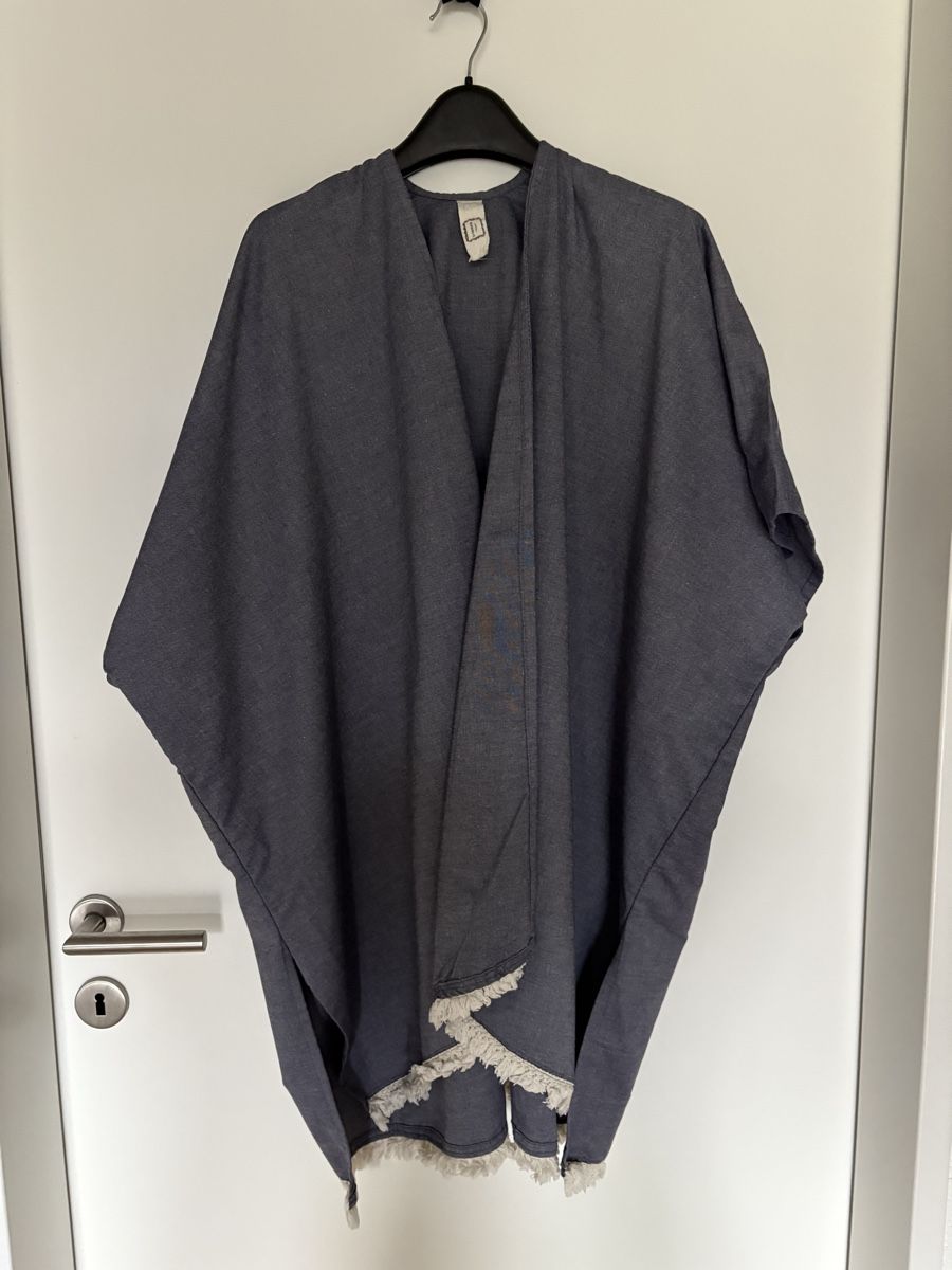 Kimono: Oversize Kimono/Cape 100% Baumwolle – Nuovo (secondo la descrizione) da Bern venduto da co_rinaa
