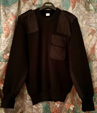 Schwarzer Wollpullover Gr. 56 - Super Zustand für Herbst!