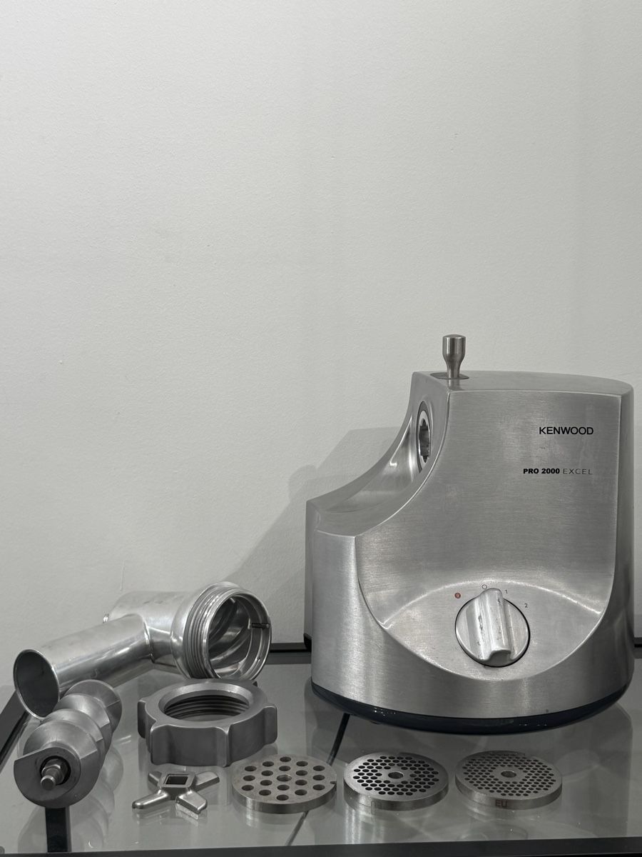 Kenwood Elettrodomestici da cucina: Fleischwolf Kenwood Pro 2000 Excel gebraucht – Usato da Allschwil venduto da Chelsea_16 5