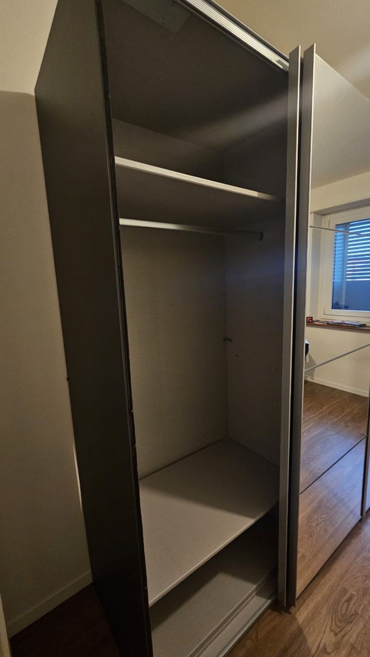 Armadi: Schrank – Usato da Wildegg venduto da cor_sc76 3