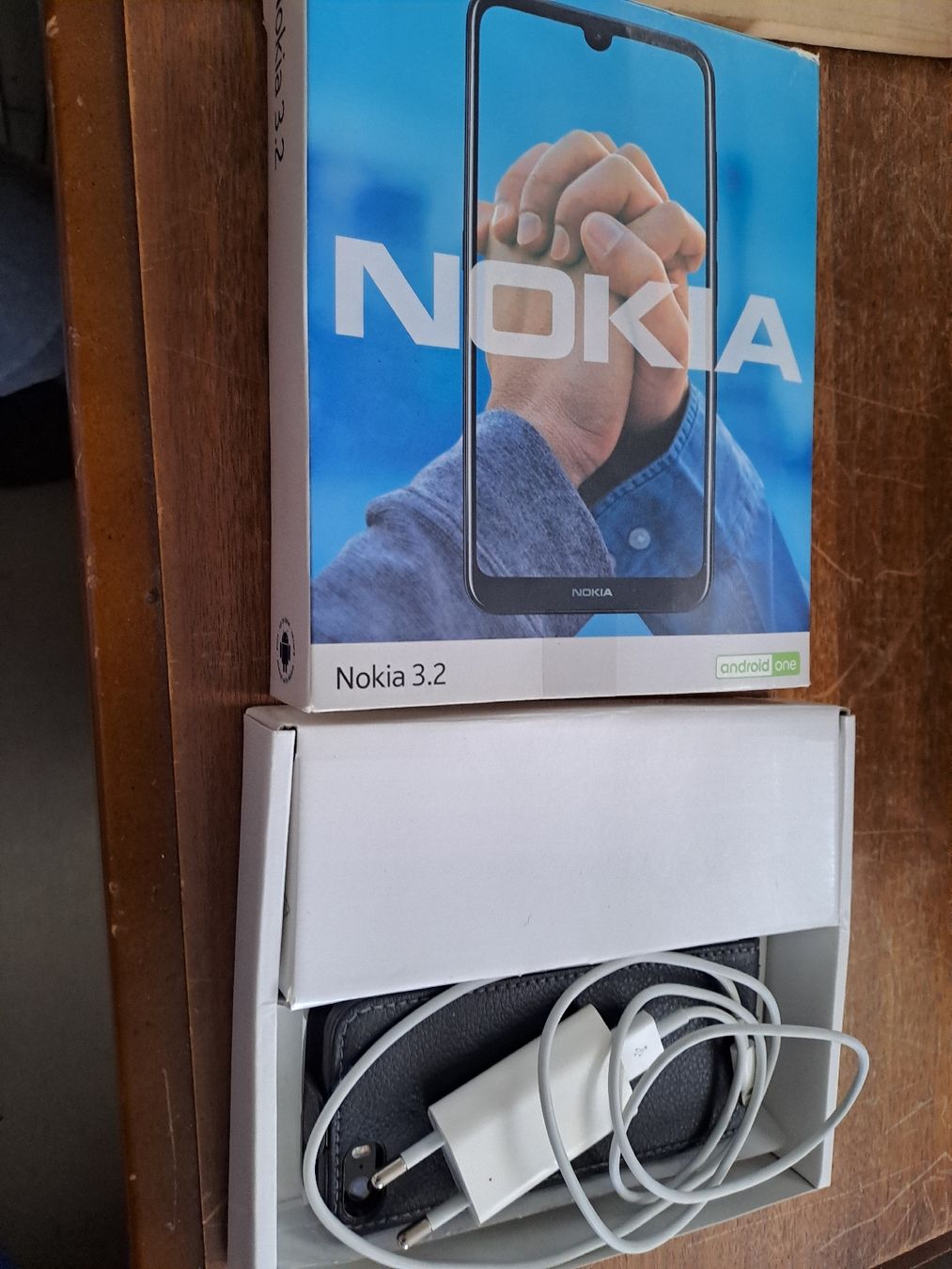 Nokia Telefoni cellulari / Smartphones: Nokia 3.2 Smartphone Android One schwarz guter Zustand – Usato da Zürich venduto da Schoebi19 6