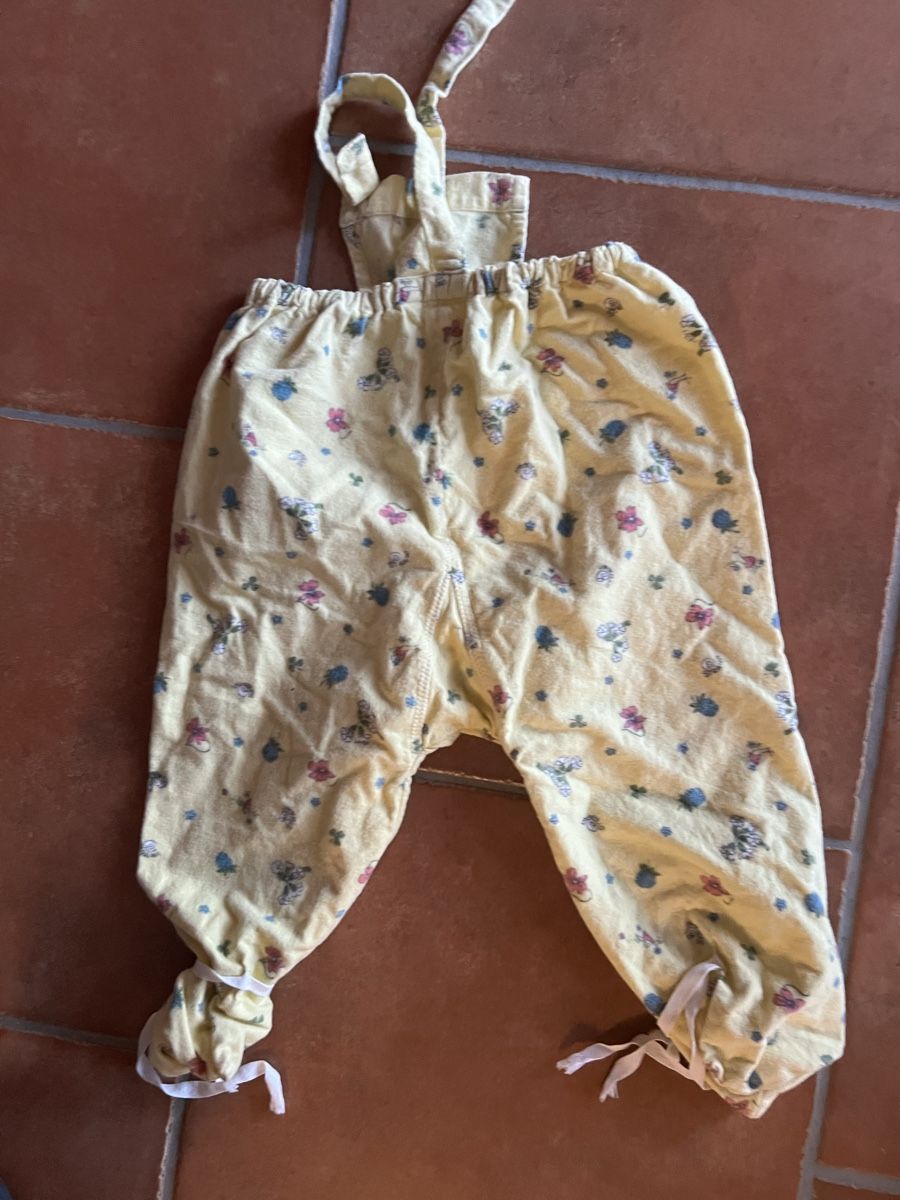 Strampler: Alte Strampelhose – Gebraucht aus Arboldswil von Floehmi66 1