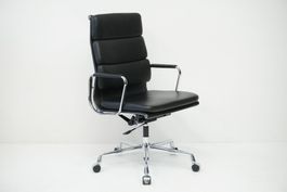 Designklassiker Vitra Eames Soft Pad EA219 Leder schwarz