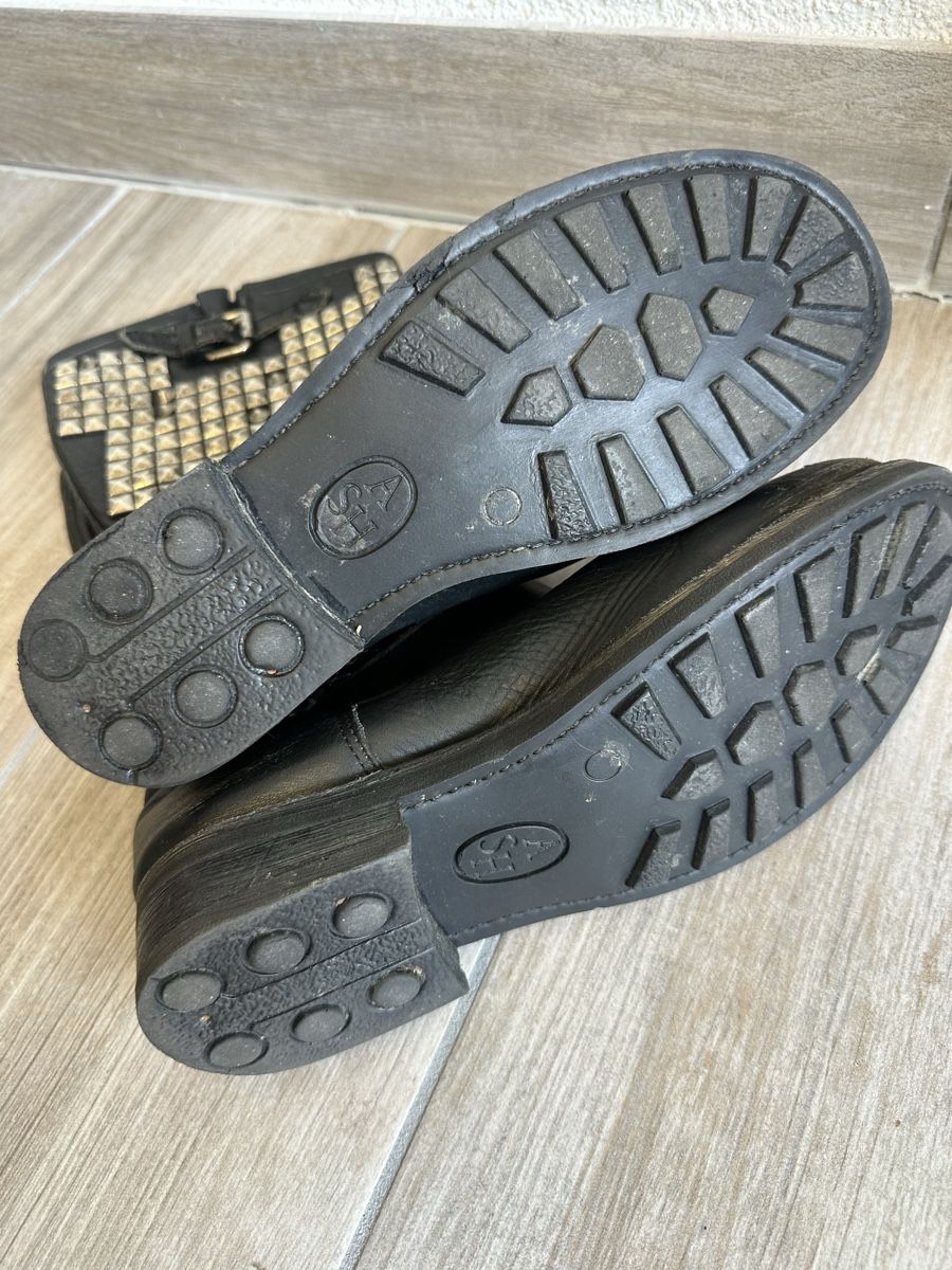 Scarpe da donna: Black Studded Leather Boots Size 40  – Usato da Vevey venduto da ledidream 6