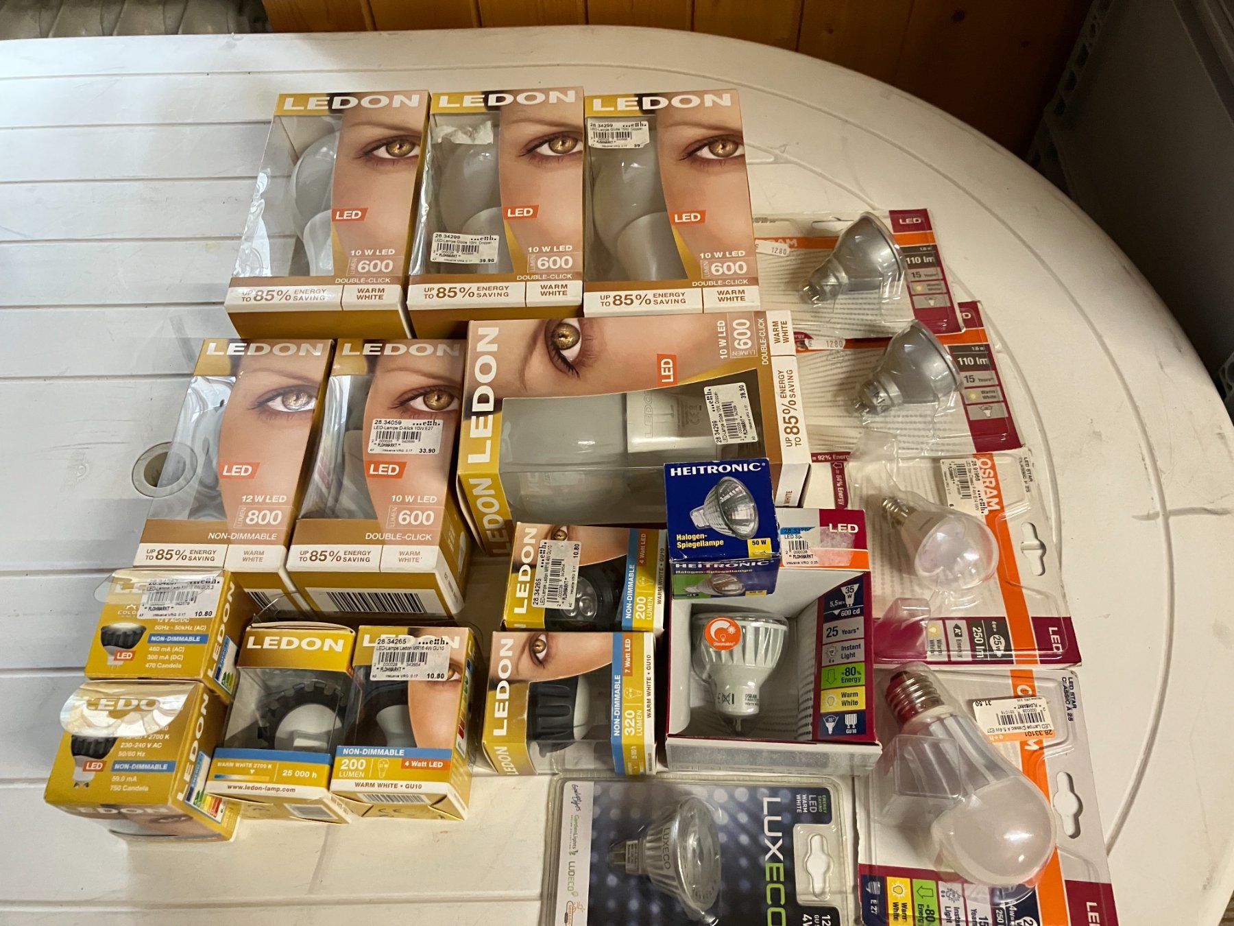 Lampade: Lampen und Leuchtmittel Restposten neu – Nuovo e nell'imballaggio originale da Aadorf venduto da heiluz15