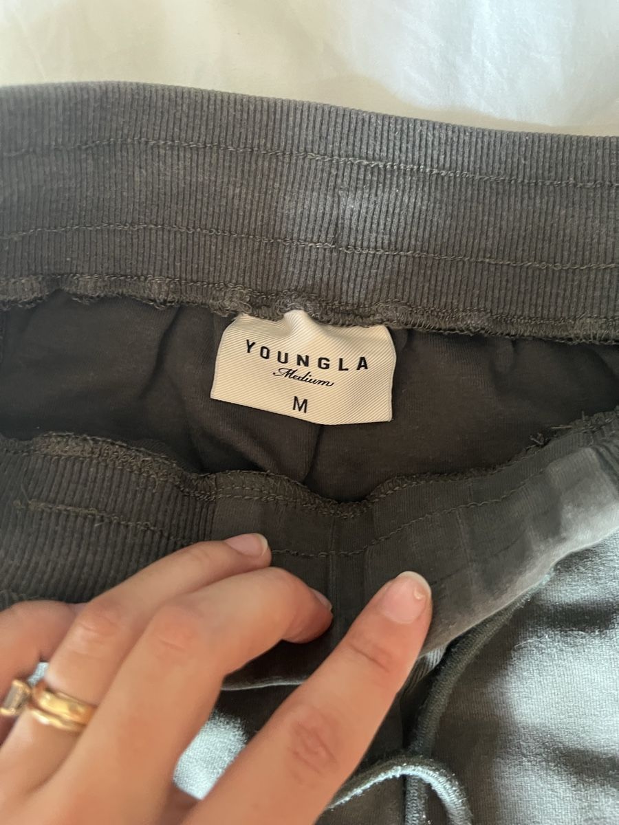 Hosen: Youngla Cargo Shorts, Graue Sommerhose, Gr. M – Gebraucht aus Altstätten SG von melody- 2