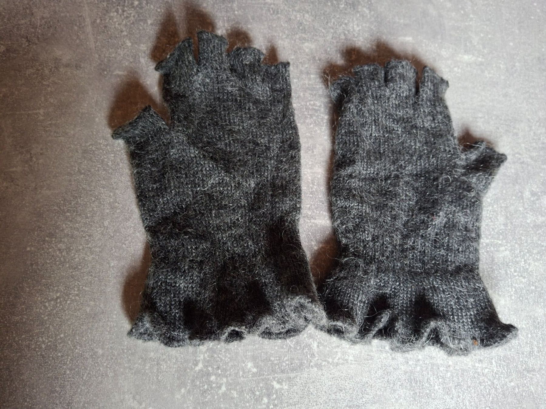 Gants & mitaines : Gants – D'occasion à Villiers par san_jn5w