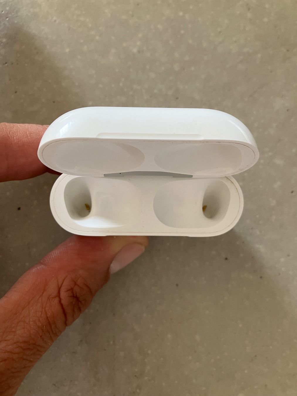 Apple Casques audio: APPLE AIRPODS PRO 2 Case – D'occasion à Lausanne par mr.v 5