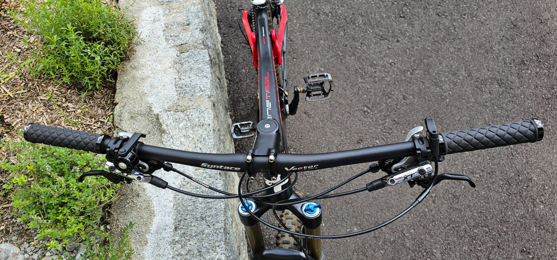 Bixs Biciclette: BiXS Lane Trail Fully Carbon 19" M – Usato da Meiringen venduto da CH-KSTR 5