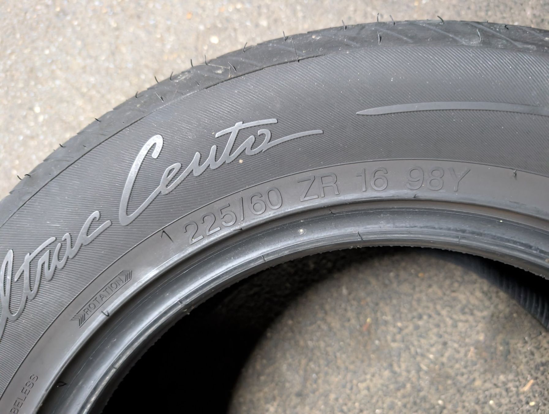 Pneumatici & Ruote complete: Vredestein Ultrac Cento Reifen – Usato da Muri b. Bern venduto da Chb4 3