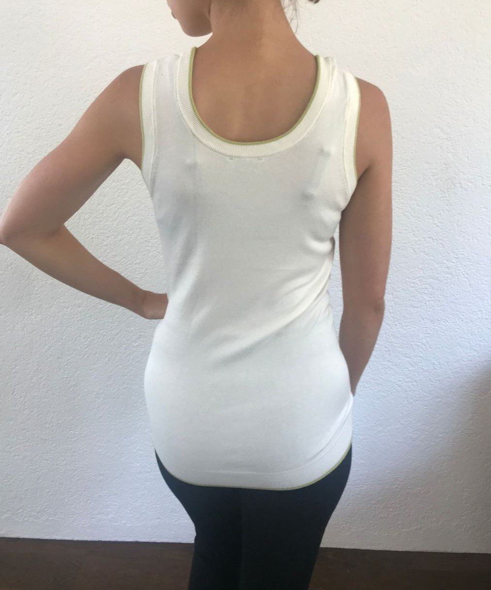 Pullover & Sweatshirts: Helles Top Gilet Pullunder Shirt von OOPS, Gr. S – Gebraucht aus Affoltern am Albis von Blackrhythm 1