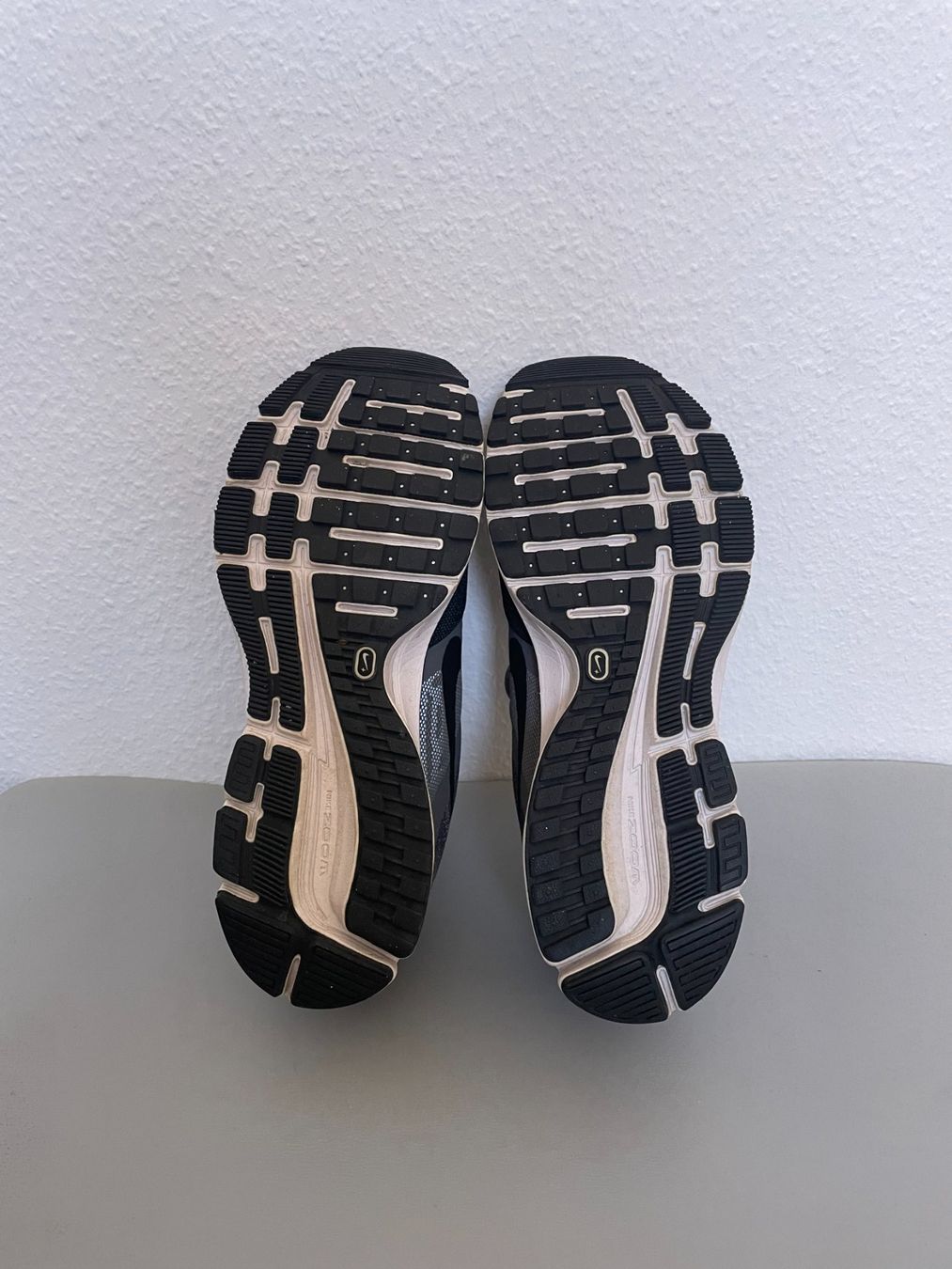 Nike Scarpe da uomo: Nike Pegasus 30, taille 42, parfait état! – Usato da Lausanne venduto da verde34256789 1