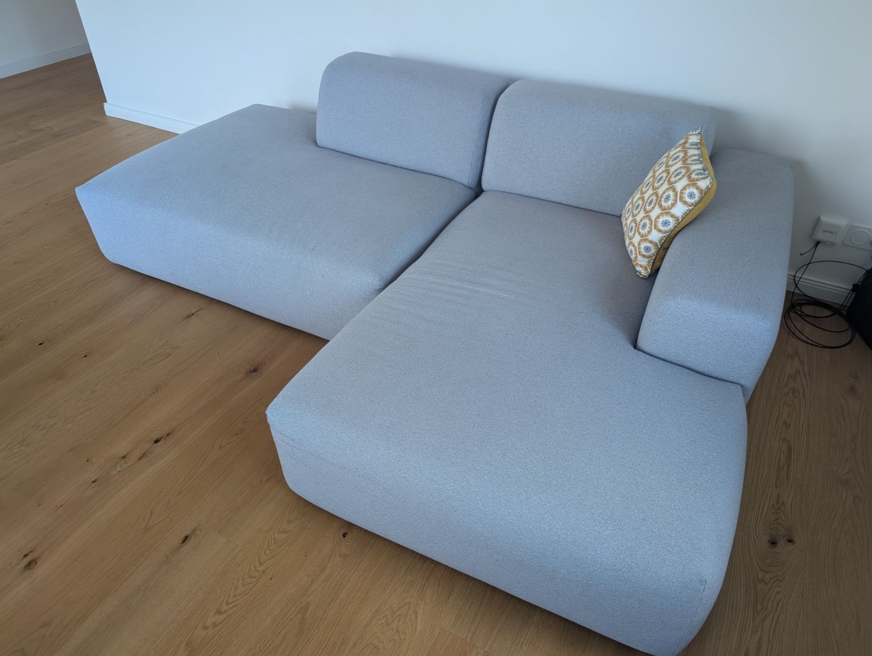 MYCS Sofas: MYCS Designer Ecksofa – Gebraucht aus Zürich von grobd 1