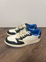 Jordan 1 Low Travis Scott