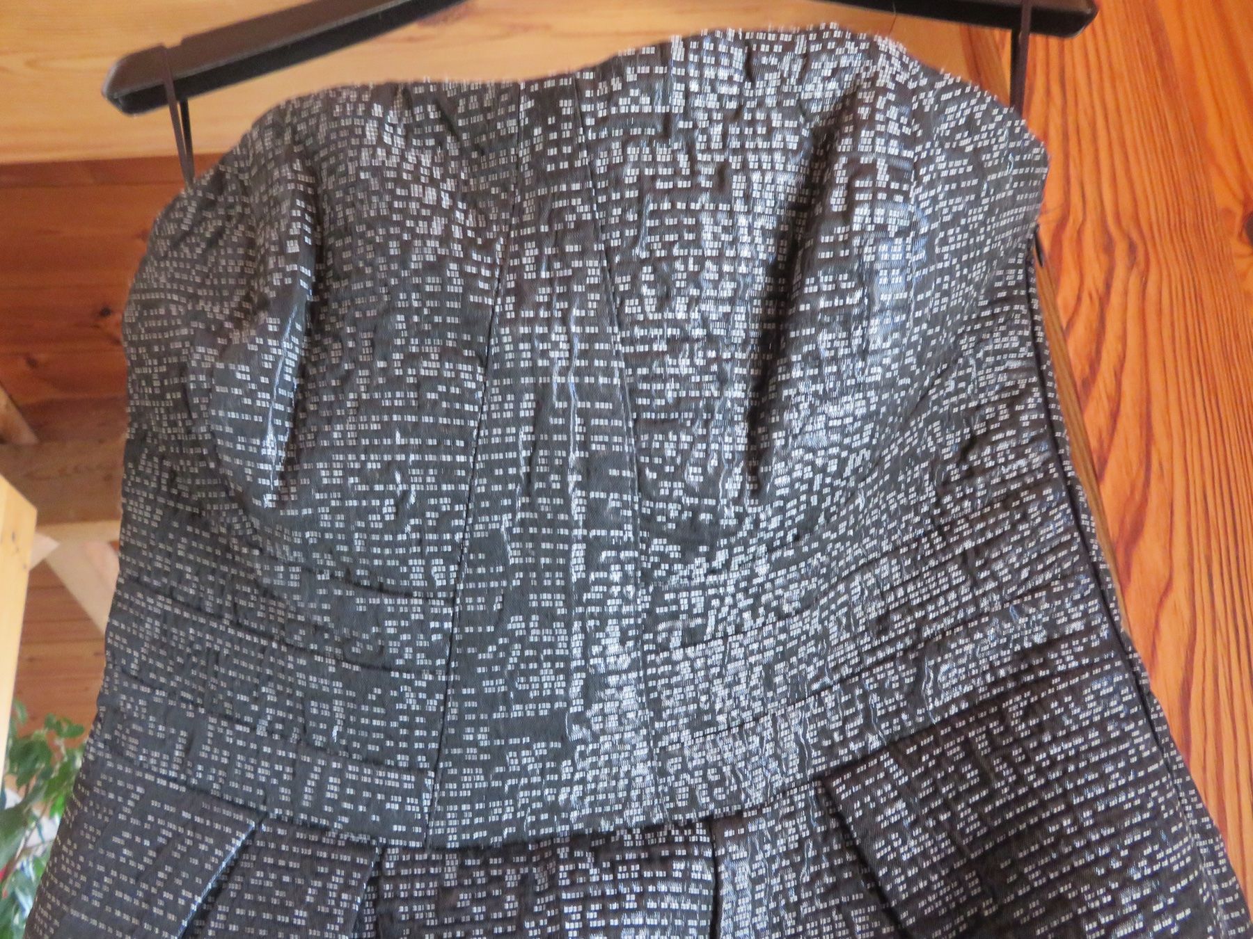 Vila Vestiti: Schulterfreies Damen-Kleid, Grösse M – Nuovo (secondo la descrizione) da Sagogn venduto da 44lisa 1