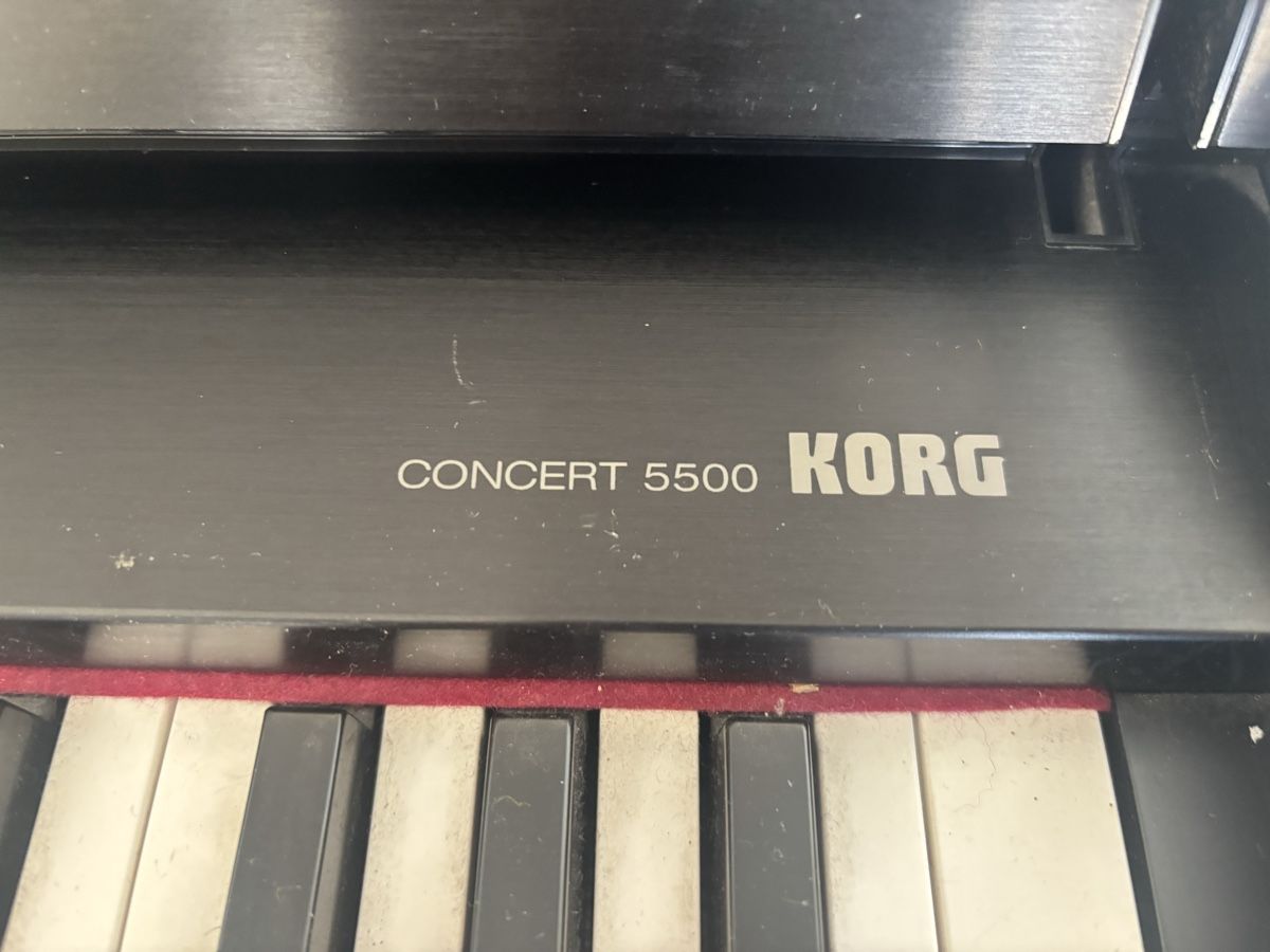 Instruments de musique: Piano +orgao – D'occasion à Neuchâtel par ant_j28k 2