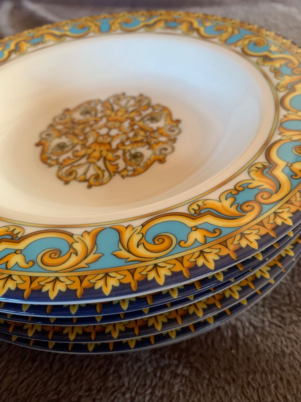 Set di piatti: Geschirr BAVARIAN – Usato da Wetzikon ZH venduto da MaNo15 5