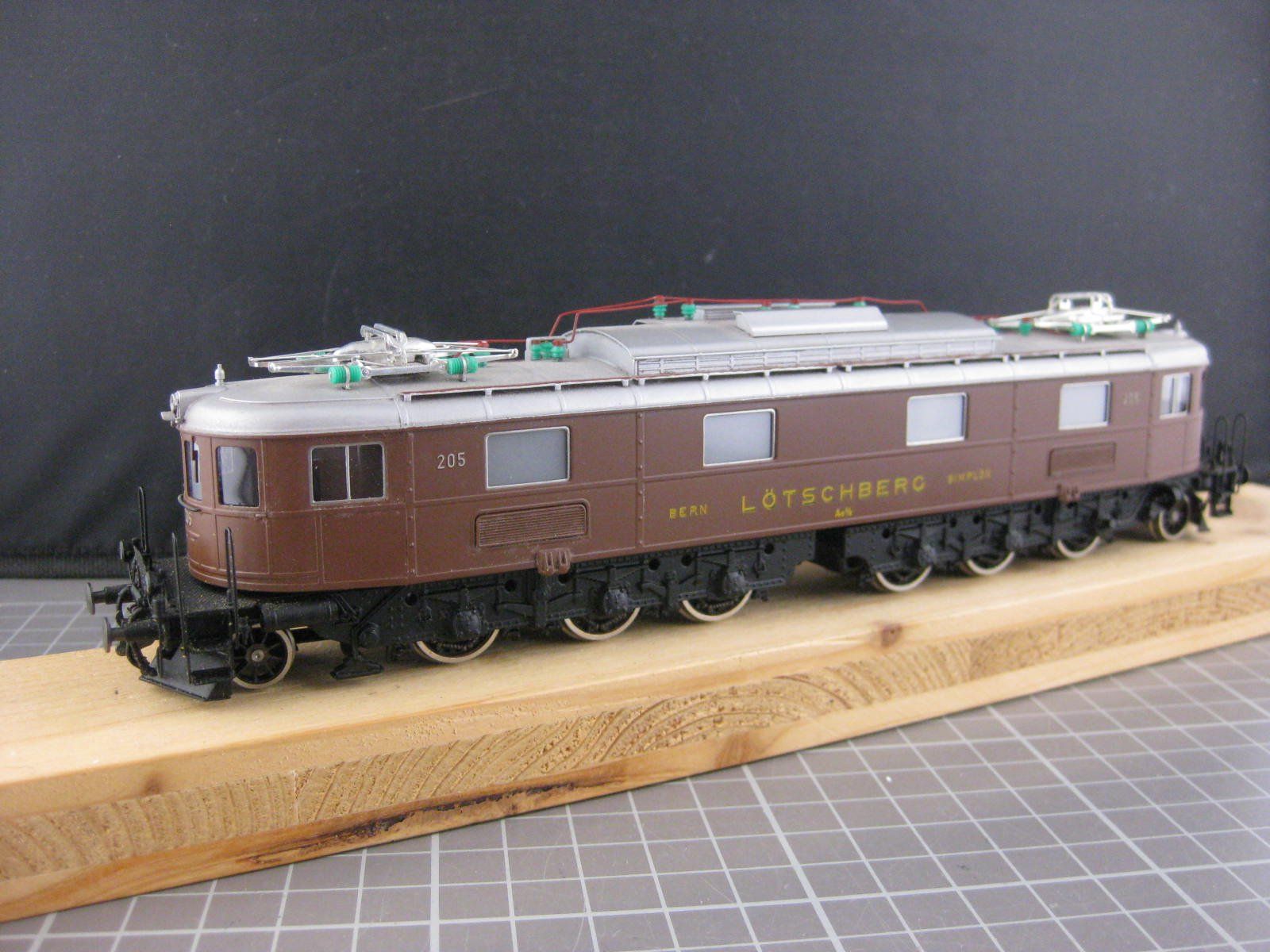 Metropolitan Modellini di ferrovie: Metrop BLS Ae 6/8 205 – Usato da Malters venduto da Marosko