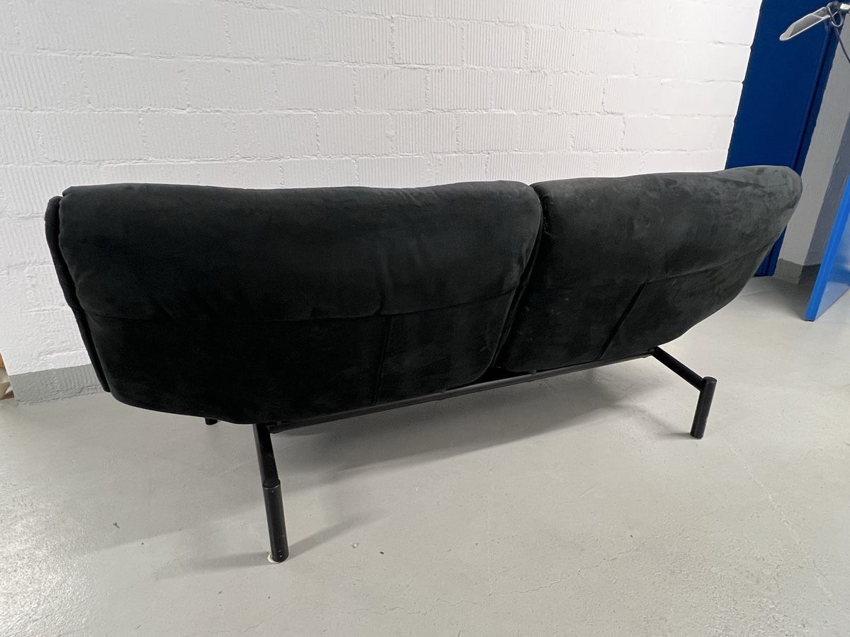 Sofas: Vico Magistretti Veranda-Sofa – Defekt aus Zürich von Leuzzeli 2