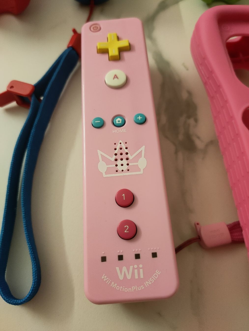 Nintendo Controller: Wii Controller Set Verschiedene Spezial edition Top Zustand – Neu (gemäss Beschreibung) aus Oensingen von ece_8k7q 4