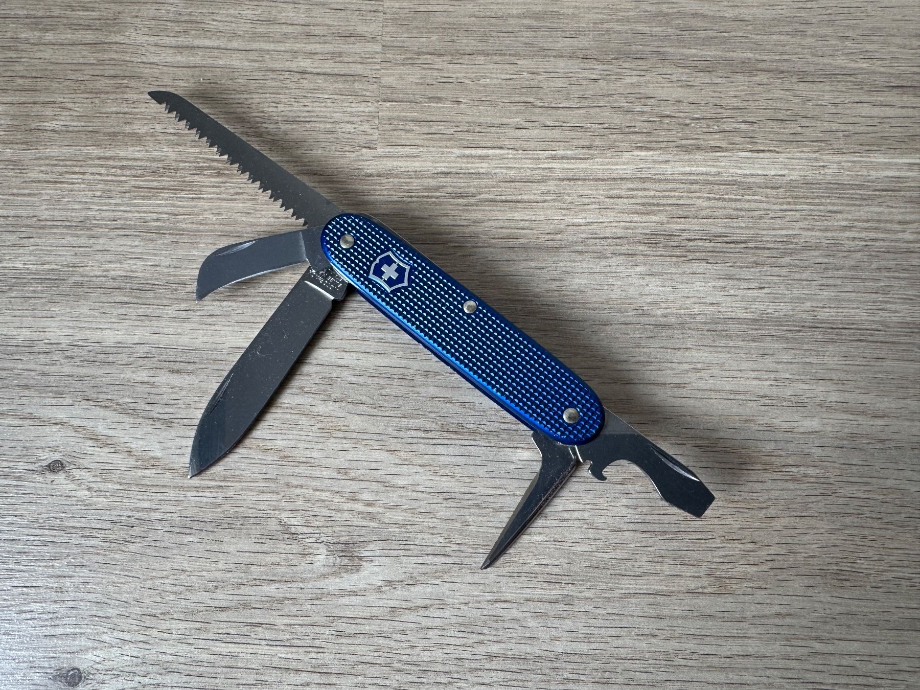 Victorinox Coltelli tascabile: VictorInox Burghard blau Alex – Nuovo (secondo la descrizione) da Frauenfeld venduto da dilili 3