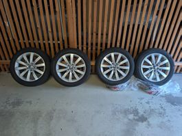 VW Felgen, 17 Zoll und Sommerreifen (Zustand sehr gut)225/50