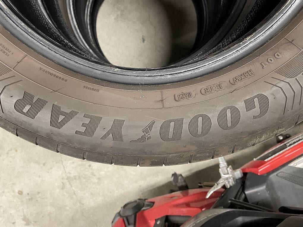 Pneus & Kompletträder: Good Year 205/60R16 – Gebraucht aus Oberrohrdorf von nuba78