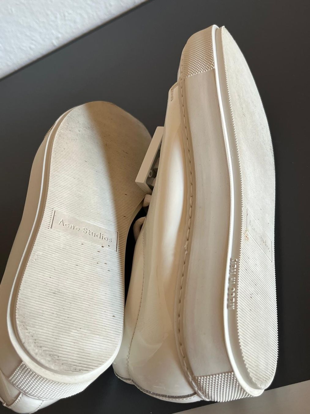 Acne Studios Scarpe da donna: ACNE Studio Sneaker 36 Lackleder – Usato da Münchenstein venduto da luksack 5